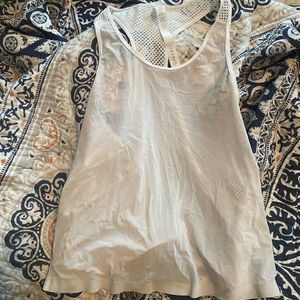 Lululemon workout tank